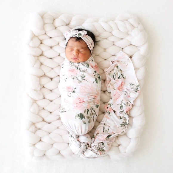 Posh Peanut Accessories New Posh Peanut Vintage Pink Rose Swaddle